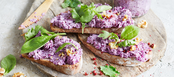 Stullen mit Rotkohl Aufstrich