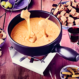 Pikantes Käsefondue mit drei Sorten Käse