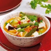 Asiatische Kokossuppe mit Tofu