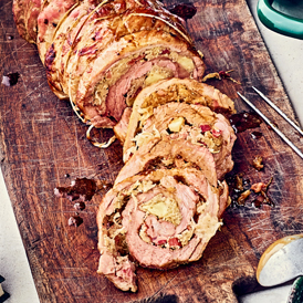 Schweinerollbraten mit Sauerkraut-Apfel-Füllung