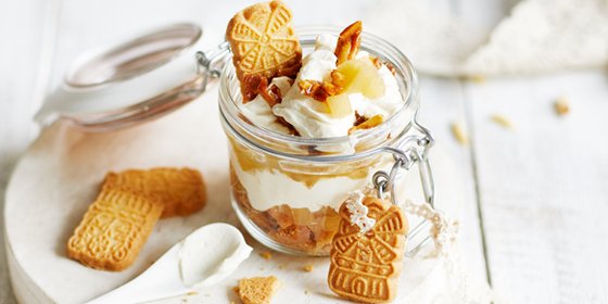 Bratapfel-Tiramisu mit Mini-Spekulatius