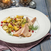 Festlicher Kartoffelsalat mit Räucherforelle