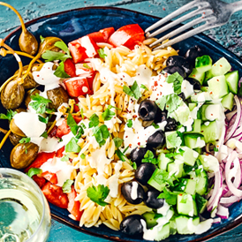 Kritharaki mit Feta-Joghurt-Sauce