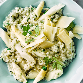 Spargel-Risotto mit Petersilienöl