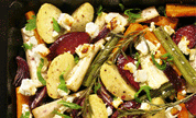 Herbstliches Ofengemüse mit Cabanossi und Feta