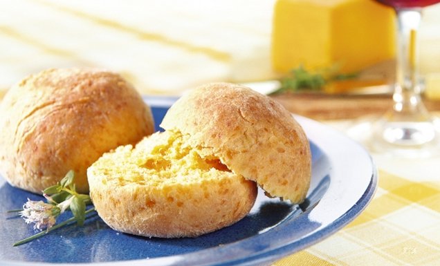 Cheddar-Scones