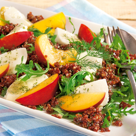 Quinoa-Salat mit Mozzarella und Nektarinen