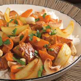 Möhrencurry mit Cashewkernen