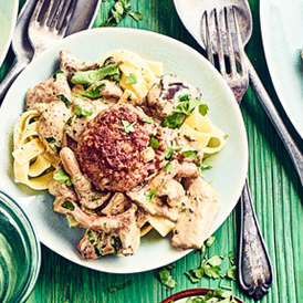 Tagliatelle mit Pilzen und Hackbällchen